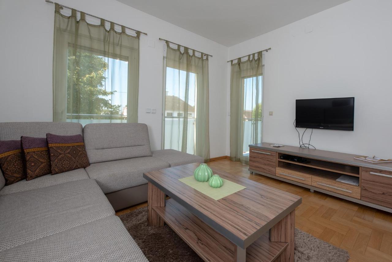 Apartmani Spoljar Zupanja Exteriér fotografie