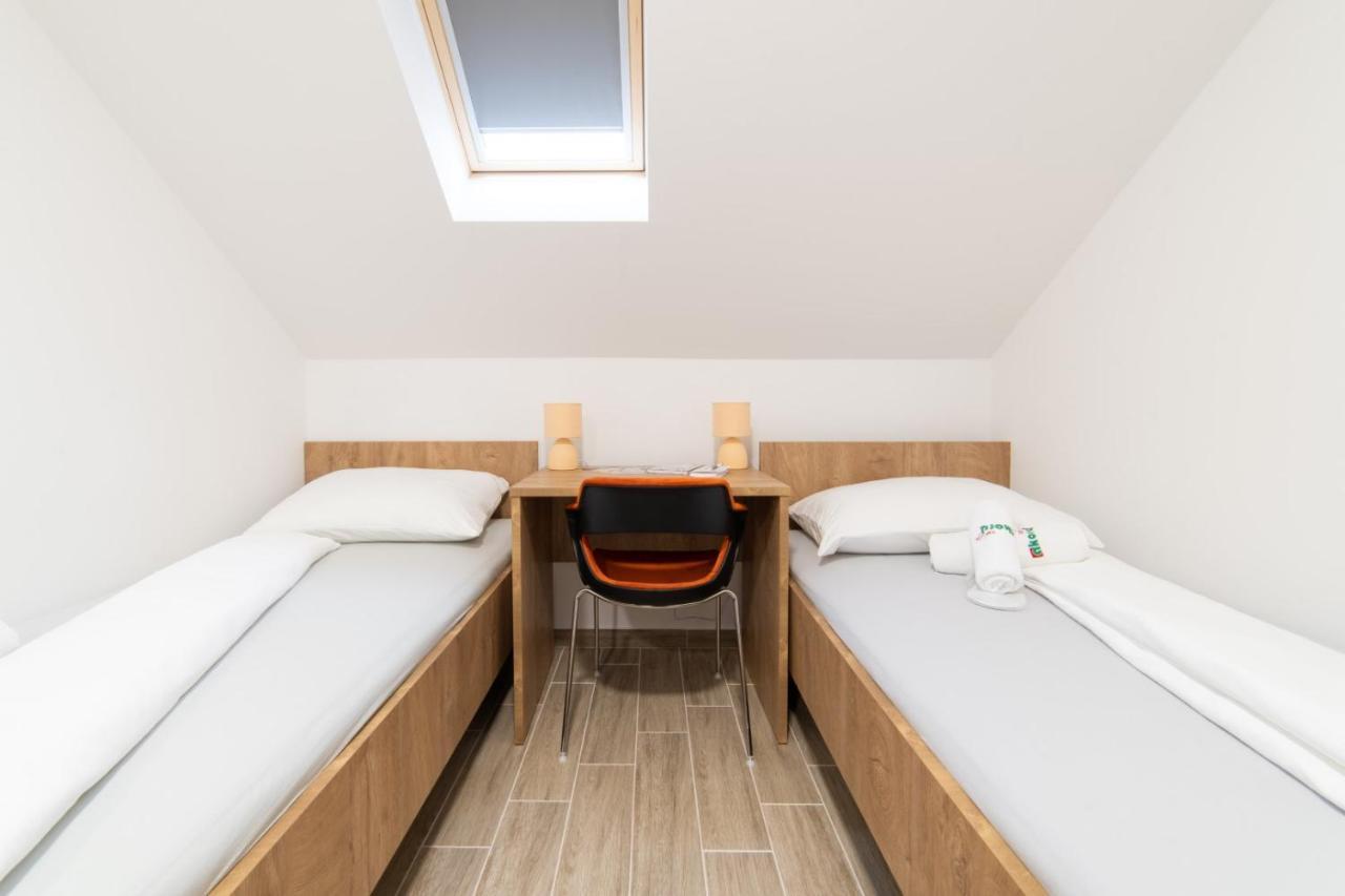 Apartmani Spoljar Zupanja Exteriér fotografie