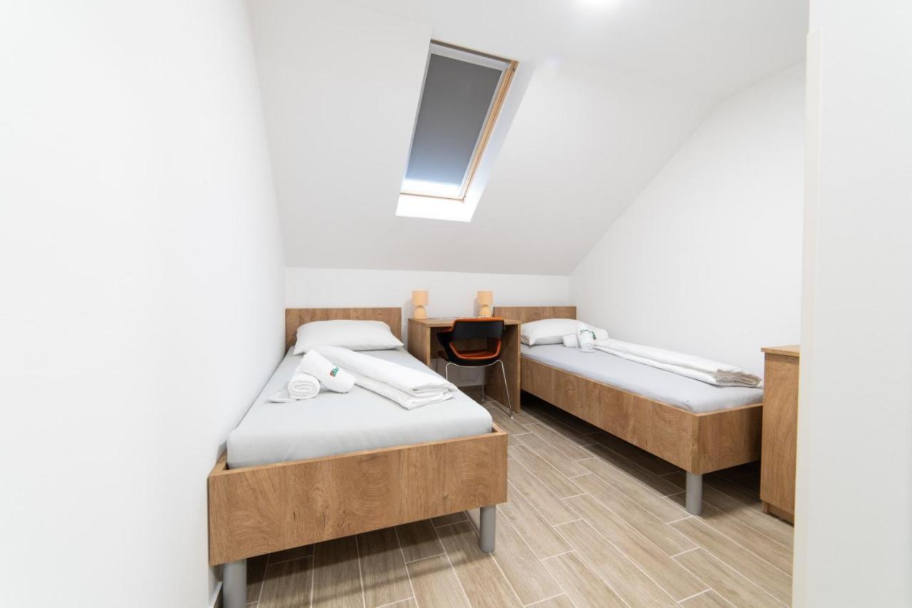Apartmani Spoljar Zupanja Exteriér fotografie