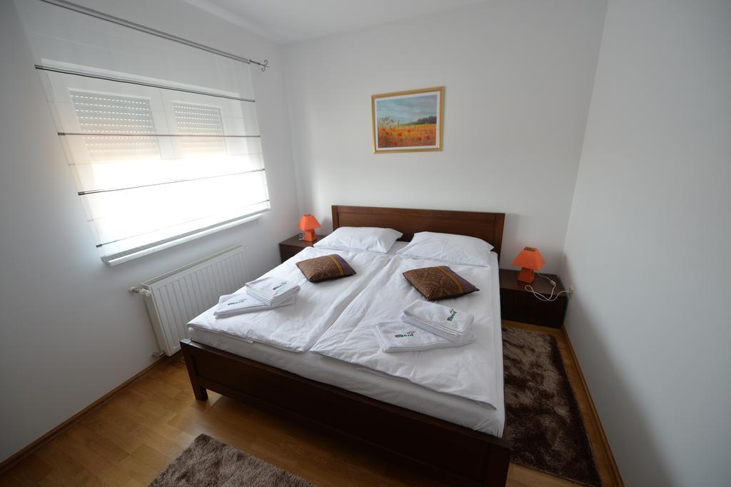 Apartmani Spoljar Zupanja Exteriér fotografie