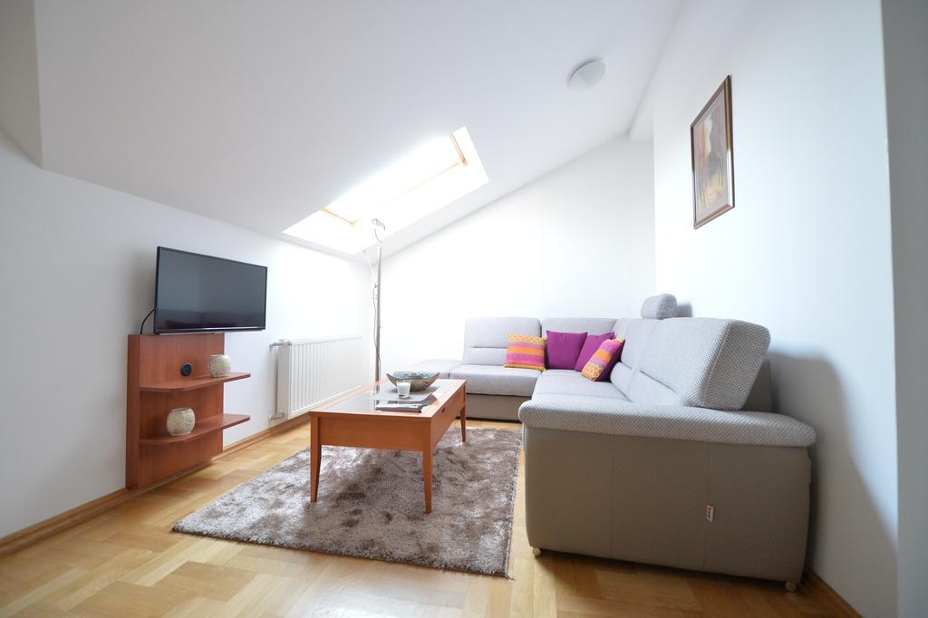 Apartmani Spoljar Zupanja Exteriér fotografie